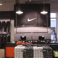 Nike-ի բաժնետոմսերը կտրուկ նվազել են. ինչ հնարավորություն այն կարող է լինել Adidas-ի համար