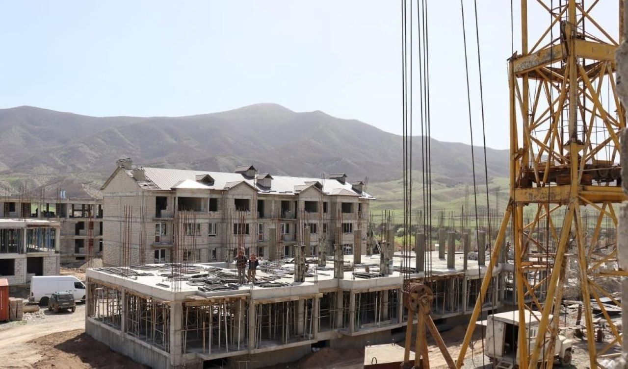 Հրապարակվել է ԼՂ-ից տեղահանված ընտանիքների բնակարանային ապահովման պետական աջակցության ծրագրով դիմումներ ներկայացնելու ուղեցույցը