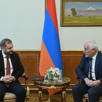 Նախագահ Վահագն Խաչատուրյանն ընդունել է Էկոնոմիկայի նախարար Գևորգ Պապոյանին