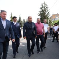 Մի շարք պաշտոնատար անձիք ներկա են եղել Հրազդան համայնքի օրվան նվիրված հանդիսավոր տոնակատարությանը