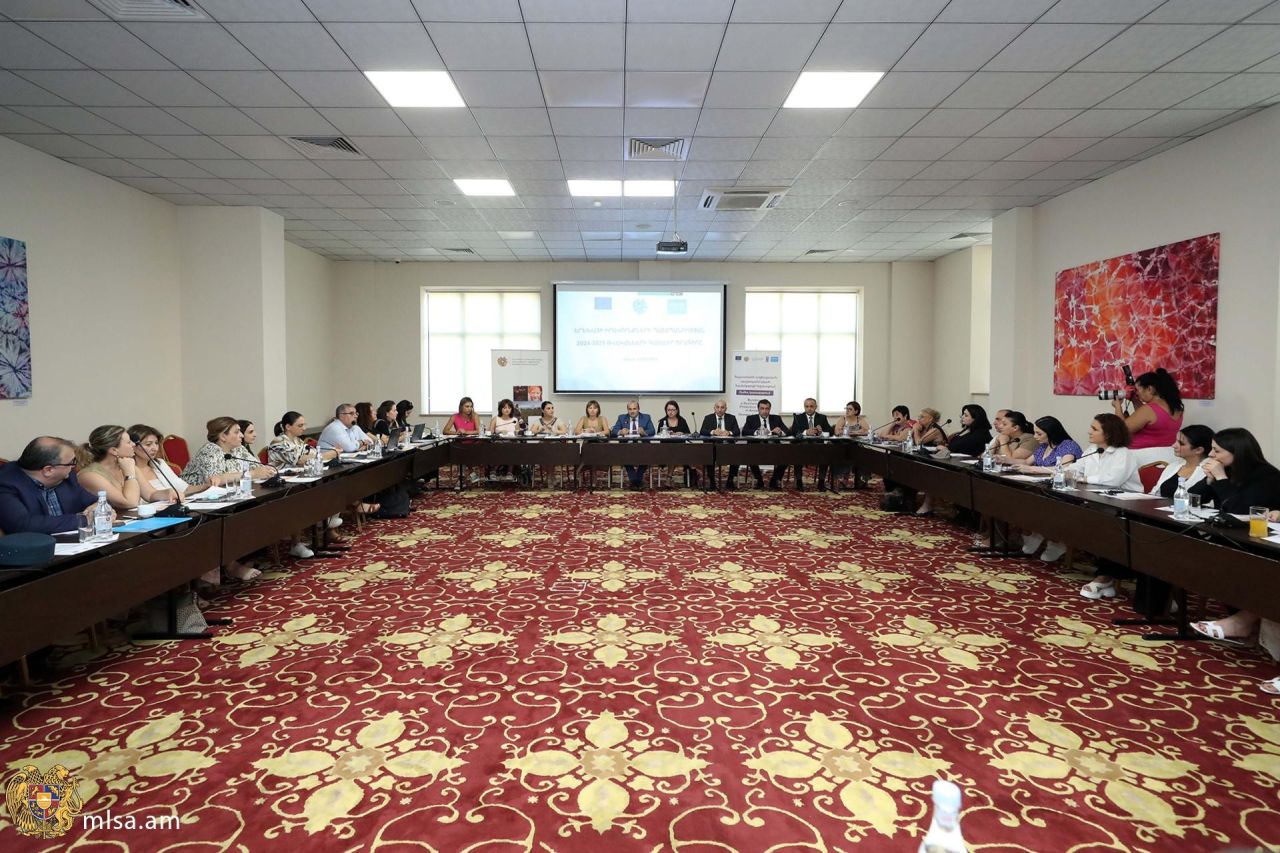 Տեղի է ունեցել երեխաների իրավունքների պաշտպանության ազգային հանձնաժողովի նիստը