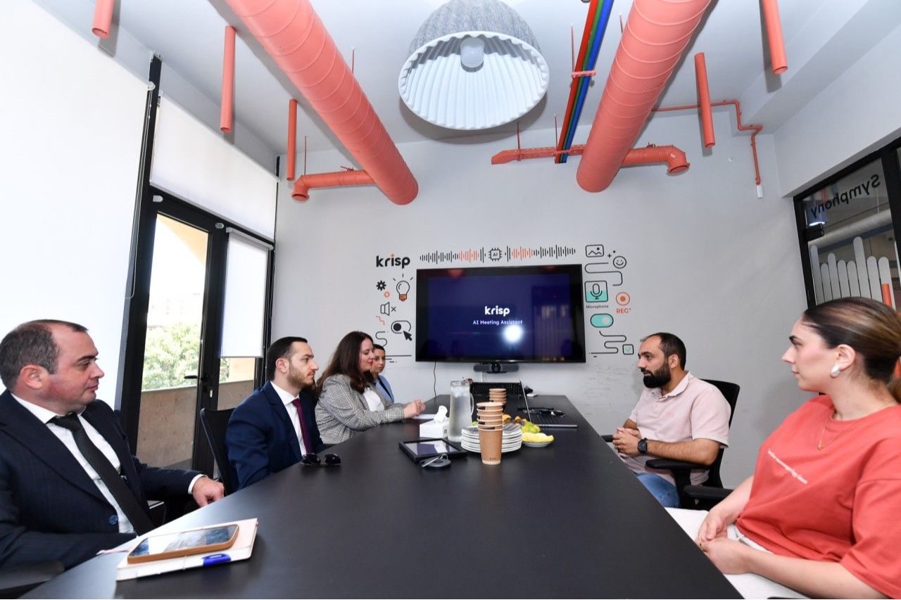 Մխիթար Հայրապետյանն այցելել է Krisp ընկերություն. քննարկվել են համագործակցության հնարավորությունները