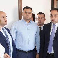 Նարեկ Մկրտչյանն այցելել է Խոյ համայնքի Գեղակերտ բնակավայրում գտնվող համայնքային փոքր տներ
