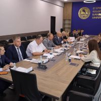 ՏԿԵ փոխնախարարն ընդունել է «Հարավկովկասյան երկաթուղի» ՓԲԸ տնօրենների խորհրդի նախագահի գլխավորած պատվիրակությանը