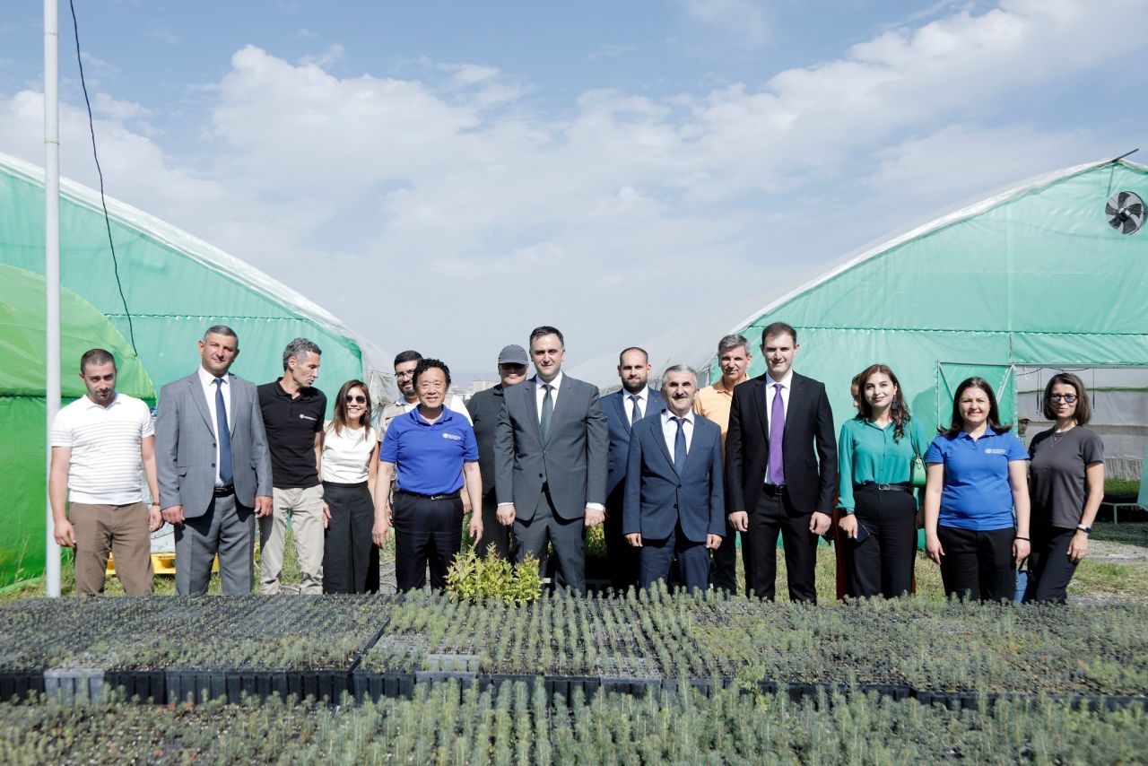 FAO–ի գլխավոր տնօրենն այցելել է «Հայանտառ» ՊՈԱԿ-ի «Հրազդանի անտառտնտեսություն» մասնաճյուղի տնկարանը