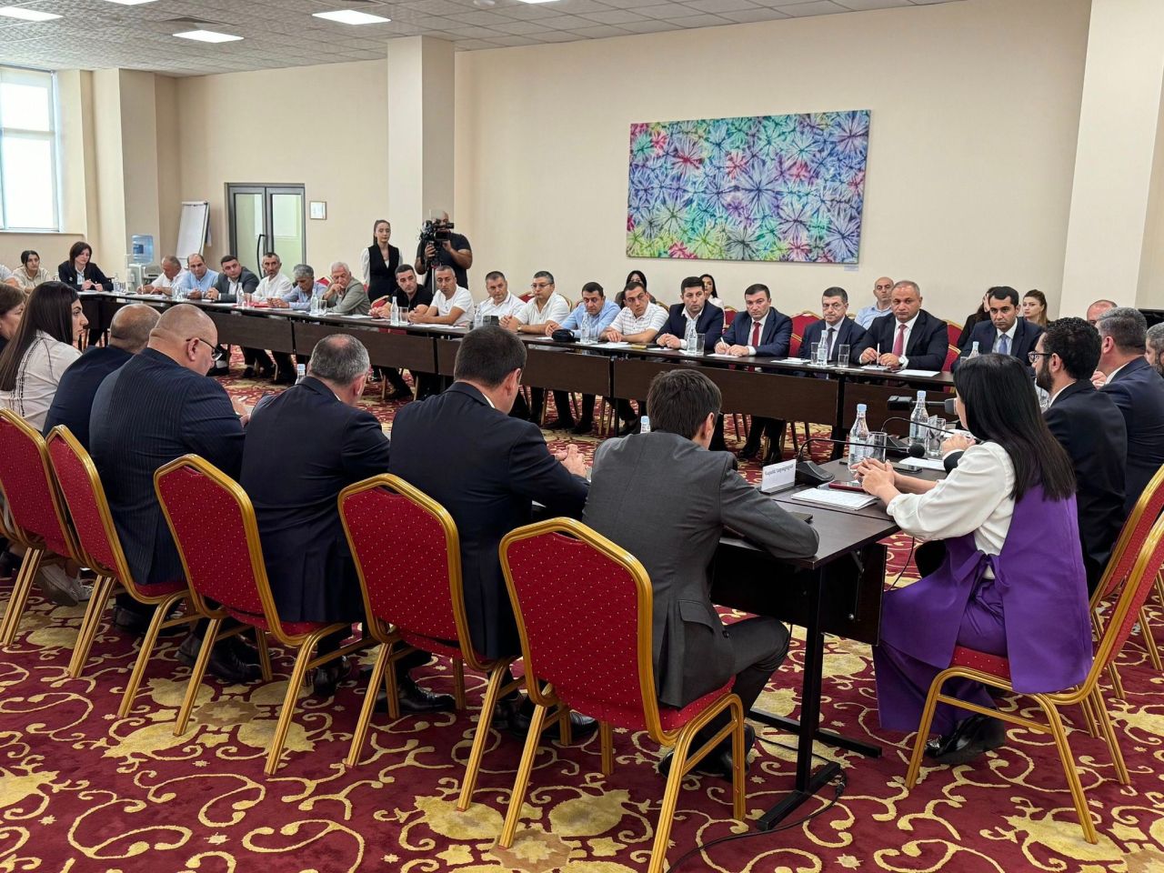 Կայացել է ՀՀ ՏԿԵ նախարարին կից ԼՂ–ից բռնի տեղահանված հայերի աջակցման հարցերով ձևավորված հասարակական խորհրդի անդրանիկ նիստը