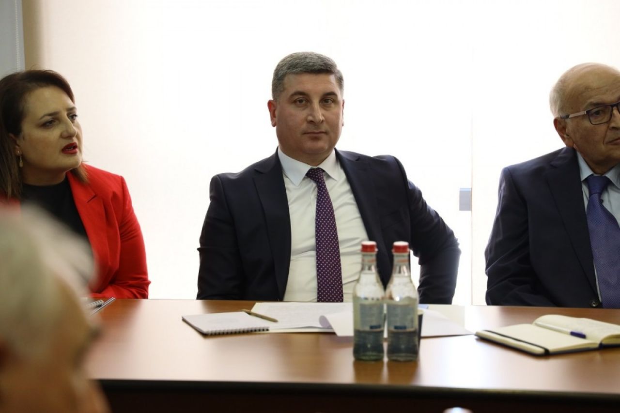 Գնել Սանոսյանն ընդունել է «GWCC Interival ZT GmbH» և «ՋինՋ» ՍՊԸ կազմակերպությունների ներկայացուցիչներին