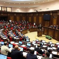 ԱԺ-ում ընթանում է կառավարության հետ հարցուպատասխանը. Հերթագրվել է 22 պատգամավոր (ուղիղ)