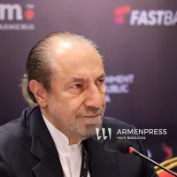 Ամերիկահայ գործարար Գարո Արմենը քաղցկեղի դեմ նոր դեղամիջոց ստեղծելու համար արժանացել է WITSA-ի մրցանակին