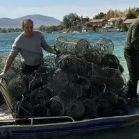 Սևանի լճափնյա տարածքներից դուրս է բերվել ապօրինի տեղադրված 103 հատ խեցգետնաորսիչ