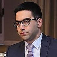 Ես համաձայն չեմ, որ հարկային բեռը շատ է և հնարավոր չէ մաքուր դաշտում գործել. Բադասյան