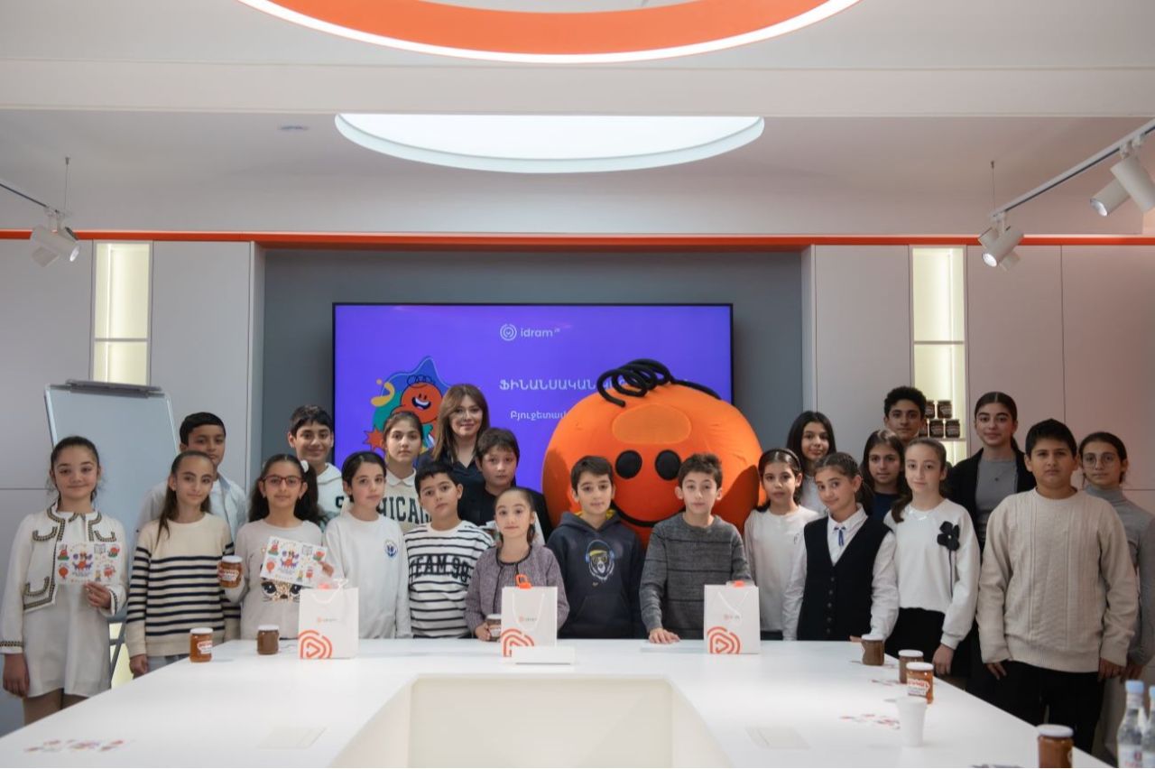 Научитесь экономить. Международный день сбережений с Idram Junior