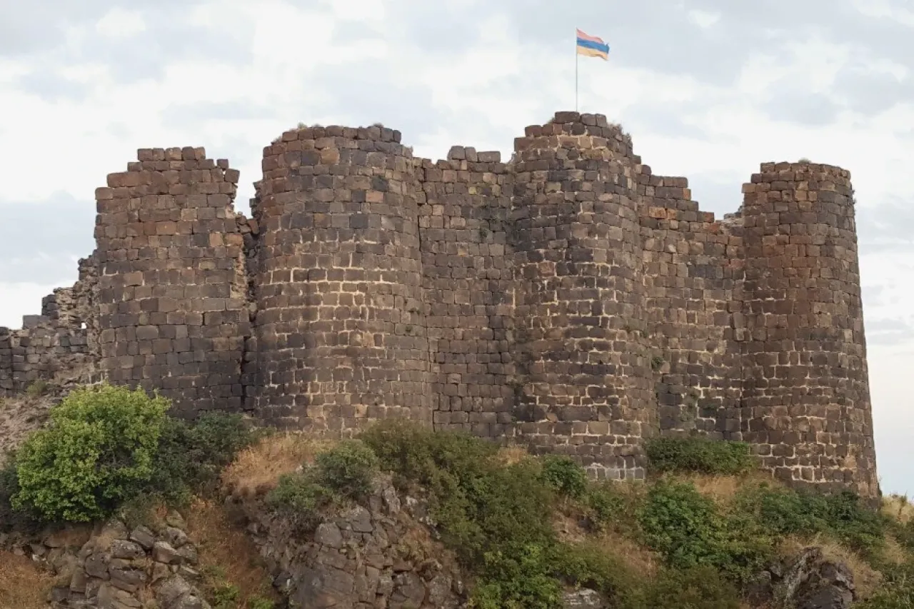 Ադրբեջանական կեղծիքն Ամբերդի վերաբերյալ. պատմություն ստեղծելու ճիգեր