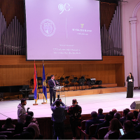 Բիբլոս Բանկ Արմենիան՝ ԵՊՀ Տնտեսագիտության և կառավարման 90-ամյա ֆակուլտետի կողքին