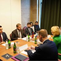 ՀՀ էկոնոմիկայի նախարար Գևորգ Պապոյանը  Երևանում հանդիպել է ՌԴ գյուղատնտեսության նախարարի  հետ