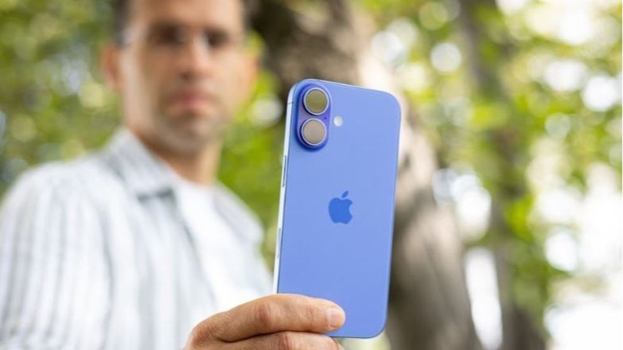 How2b. iPhone-ի օգտատերերն իրենց հեռախոսներից այլ մարդկանց հեռախոսազրույցներ են լսել