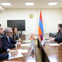 Իսպանիայի հետ գործակցության ընդլայնման մեծ ներուժ կա. Գևորգ Մանթաշյանն ընդունել է դեսպանին