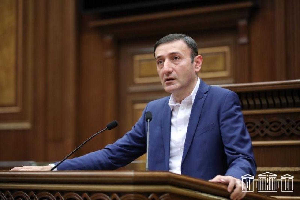 Բ․ Թունյան․ Տաքսիստները կարող են աշխատել օդանավակայանից դուրս