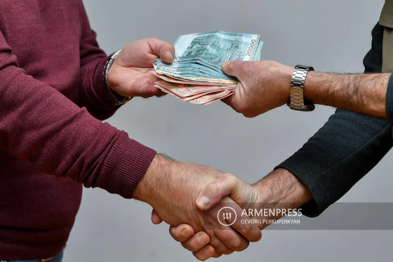 Հակակոռուպցիոն կոմիտեն մանրամասներ է հայտնել Կենտրոն վարչական շրջանի պաշտոնատար անձանց կողմից խոշոր չափով կաշառք ստանալու վերաբերյալ