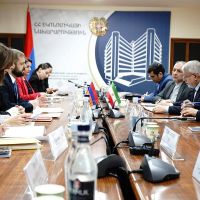 Հայաստանը կարևորում է Իրանի հետ բարեկամությունը և բարձր գնահատում երկկողմ հարաբերությունները․ Պապոյան