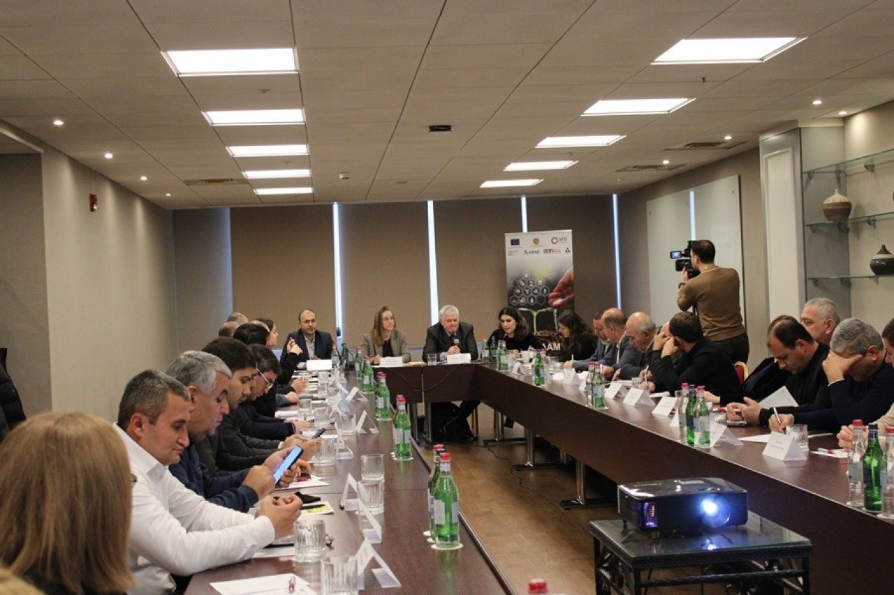 Discussion with local self-government representatives aimed at the development of irrigated agriculture