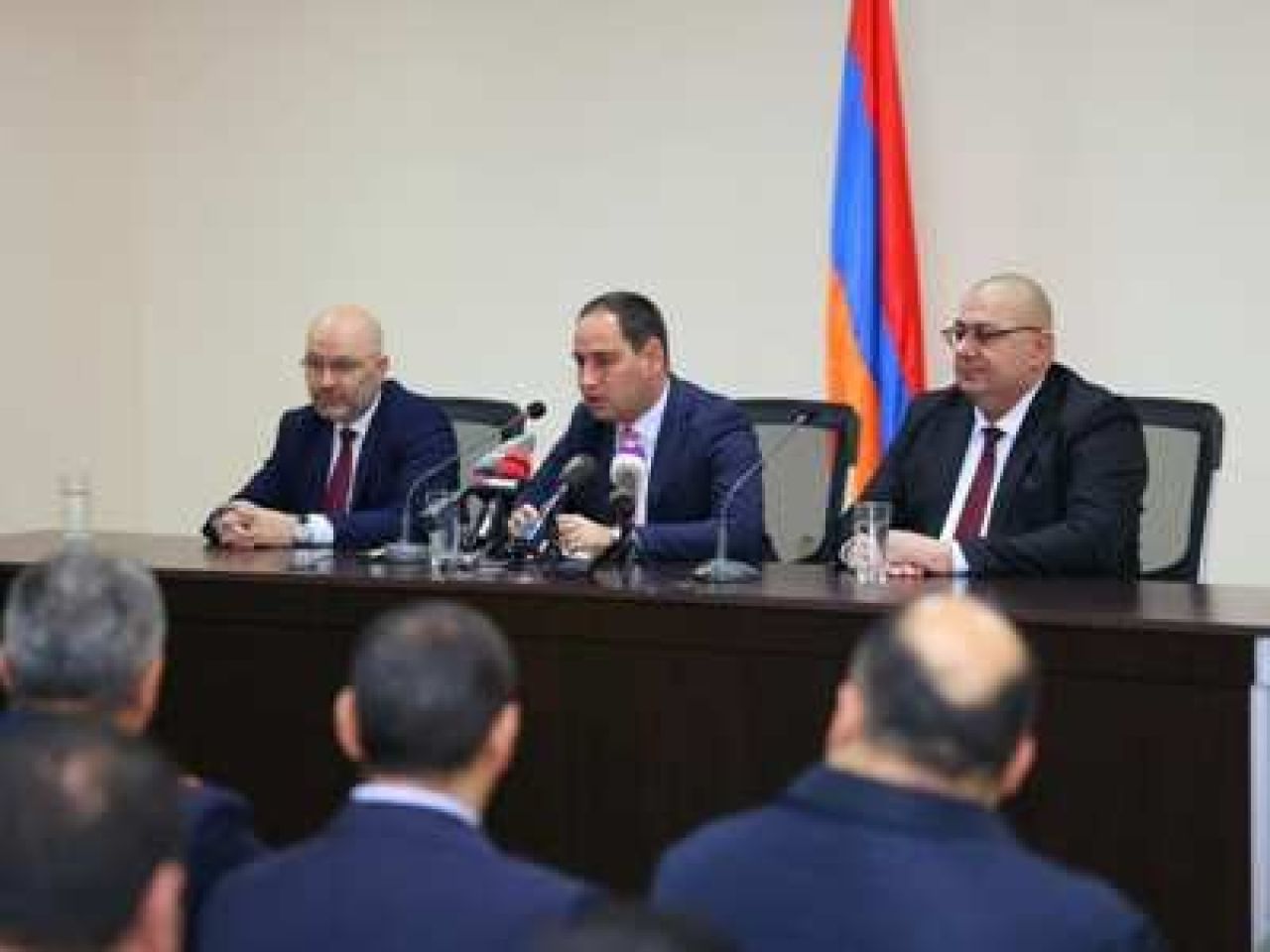 Աշխատակազմին է ներկայացվել Շիրակի նոր մարզպետը