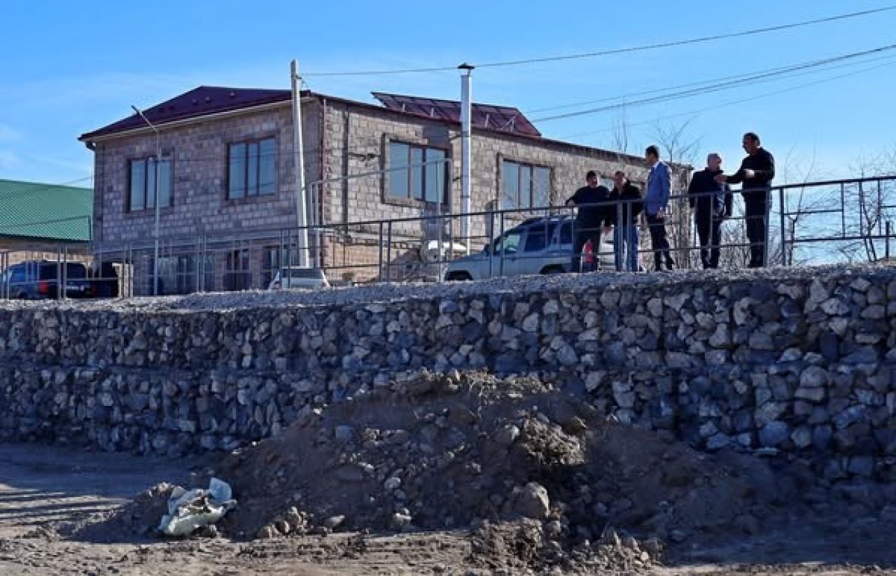 Վերականգնվում են Աստղաձոր և Զոլաքար գյուղերով անցնող մարզային նշանակության ճանապարհի փլվածքները