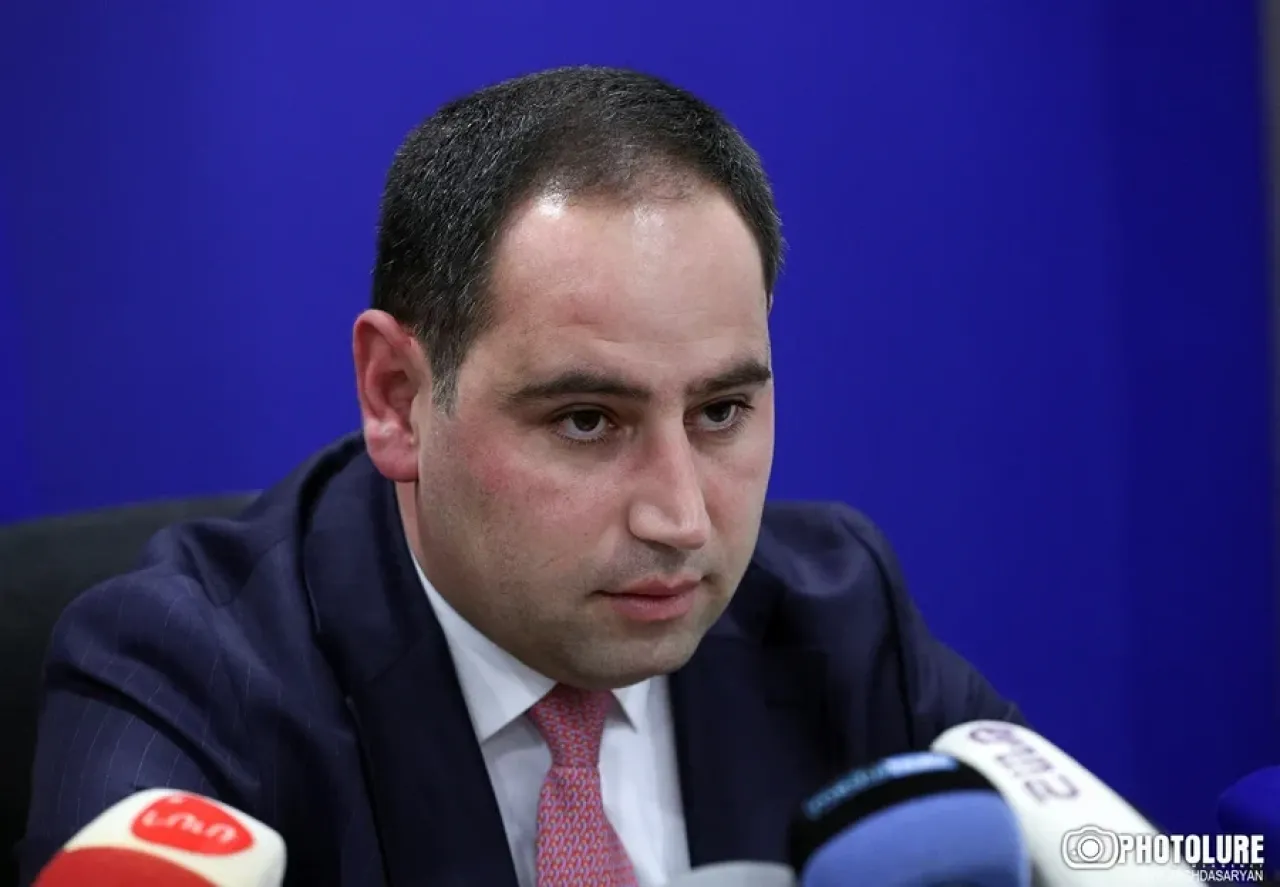 Հասարակական տրանսպորտի ուղեվարձը կարող է թանկանալ նաև Հայաստանի մարզերում. նախարար