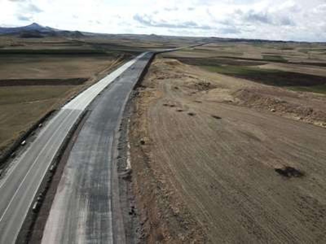 Հյուսիս-հարավի Տրանշ-2-ի 34 կմ ճանապարհի ձախակողմյան հատվածը բաց է երկկողմանի երթևեկության համար (վիդեո)