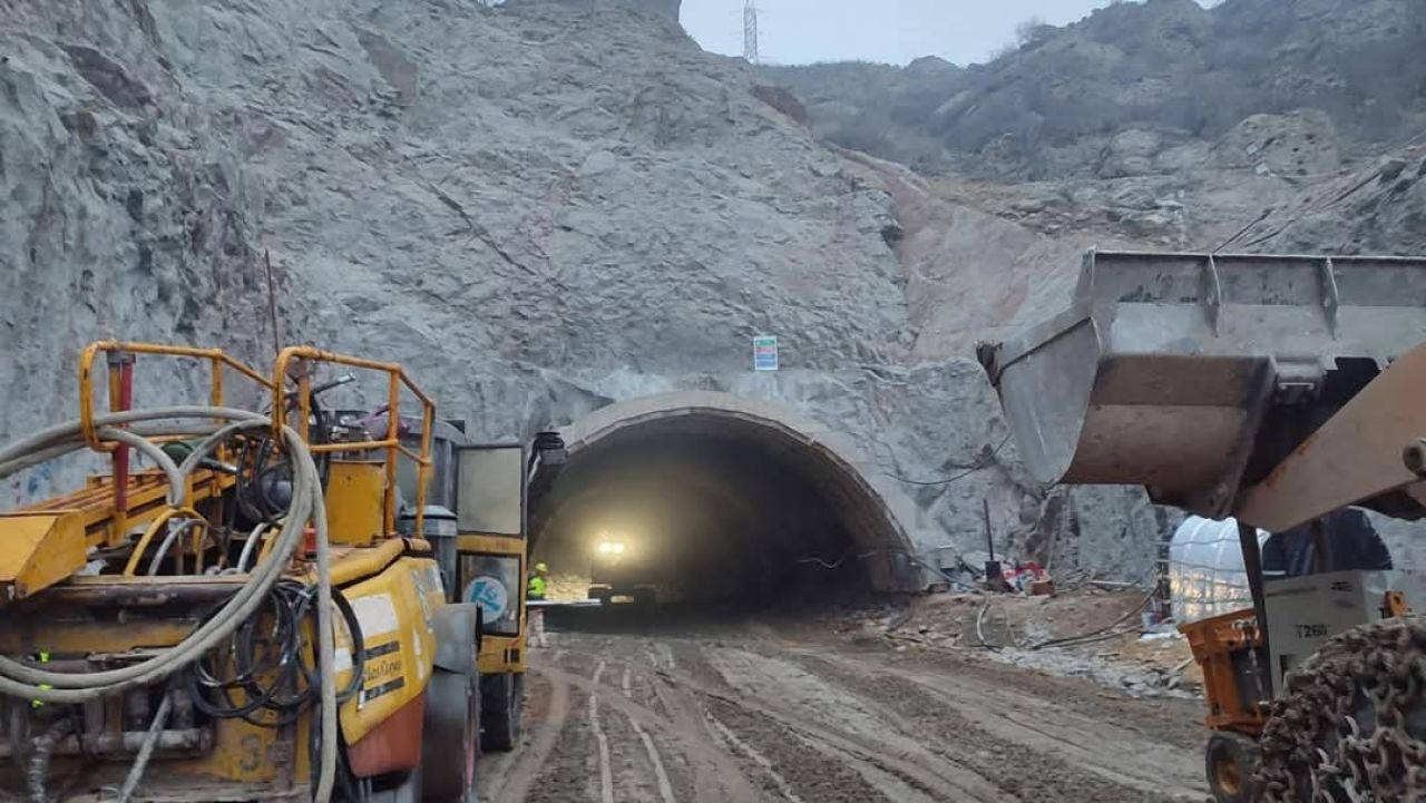 Շարունակվում են Քաջարան-Ագարակ 32կմ հատվածի կառուցման աշխատանքները