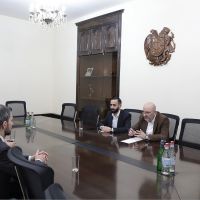 Դավիթ Առուշանյանը հյուրընկալել է  չինական «Ցզյացզի» ընկերության ներկայացուցիչներին