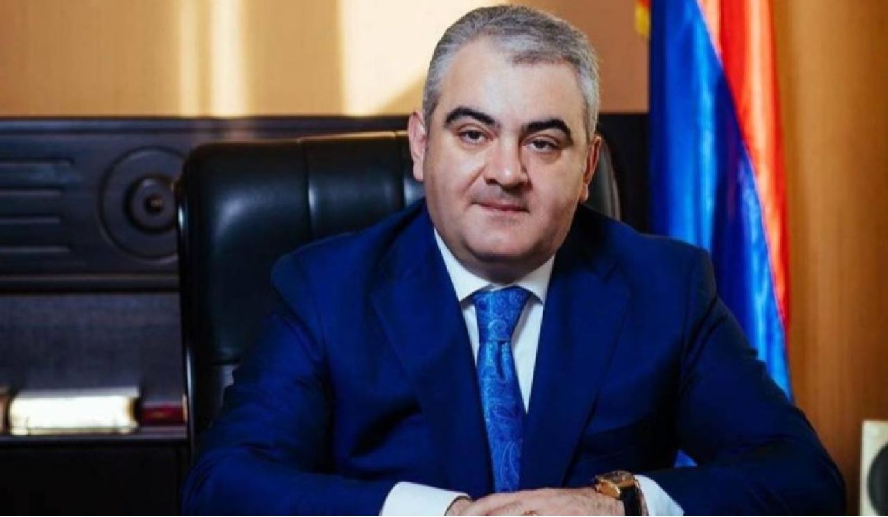 Պետգույքի կառավարման վարչության նախկին պետ Արման Սահակյանը, մի խումբ անձանց օժանդակությամբ, օրինականացրել է առանձնապես խոշոր չափերով գույք. ՔԿ