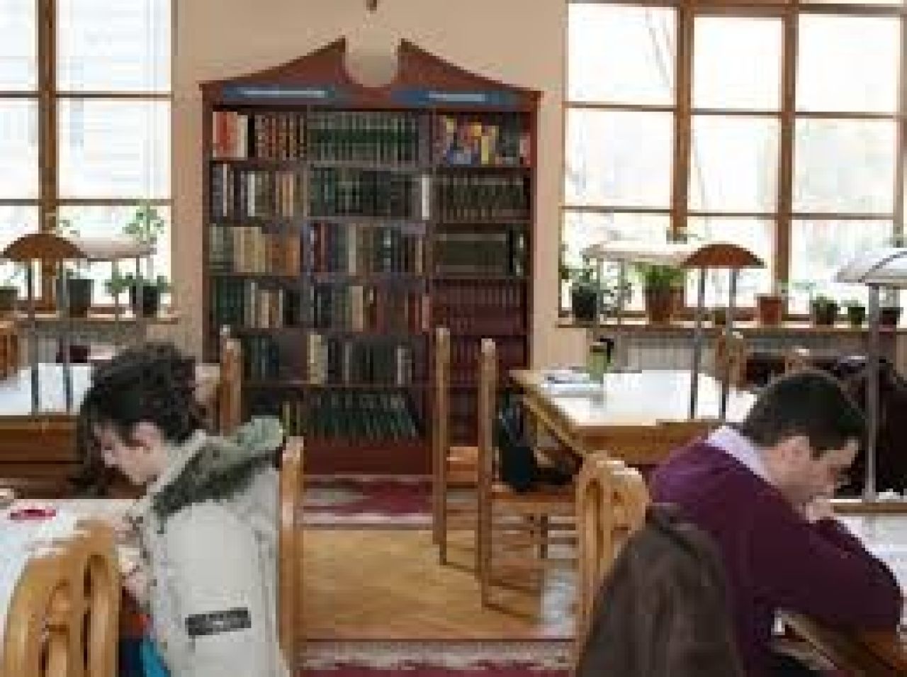 Կապանում ակումբ-գրադարաններ են նորոգվում. Տեսանյութ
