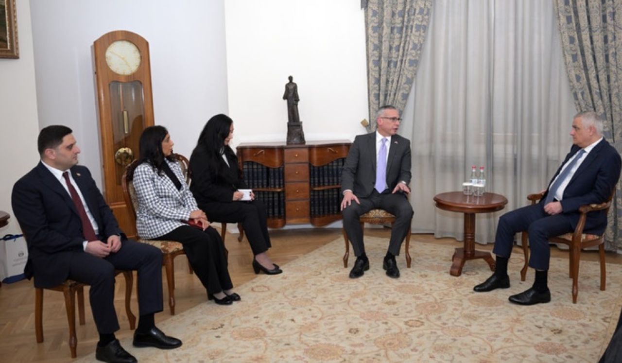 Մհեր Գրիգորյանը և Դոմինիկանայի դեսպանը քննարկել են թվայնացման և բարձր տեխնոլոգիաների ոլորտում համագործակցության ընդլայնման հնարավորությունները