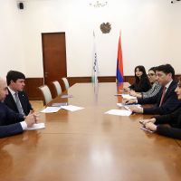 ՀՀ ֆինանսների նախարարը հանդիպել է ԵԶԲ խորհրդի նախագահի տեղակալ Յարոսլավ Մանդրոնի հետ