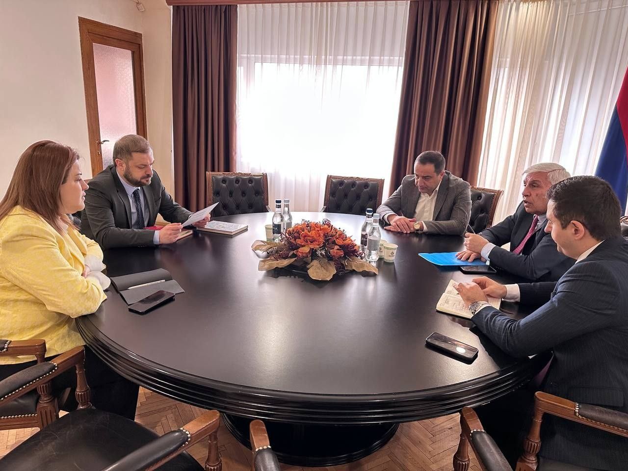 Գ․ Պապոյանը բանկերի միության նախագահի հետ քննարկել է կլիմայի փոփոխությանն ուղղված վարկային միջոցների ներգրավման հարցերը
