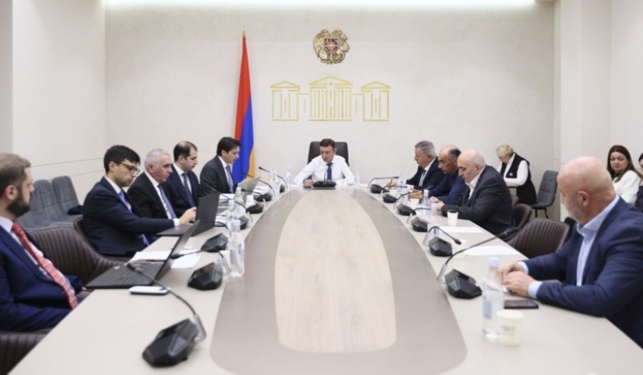 Կընդլայնվեն էլեկտրաէներգիա վաճառողների շրջանակը եւ ծավալները. առաջարկը քննարկվել է հանձնաժողովում