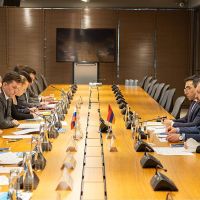 Այսօր Գևորգ Պապոյանը հանդիպում է ունեցել ՌԴ տնտեսական զարգացման նախարար Մաքսիմ Ռեշետնիկովի հետ