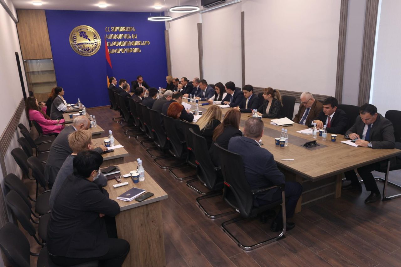 ՀՀ ՏԿԵ նախարար Դավիթ Խուդաթյանը ՏԿԵ նախարարությունում անցկացրել է աշխատանքային խորհրդակցություն