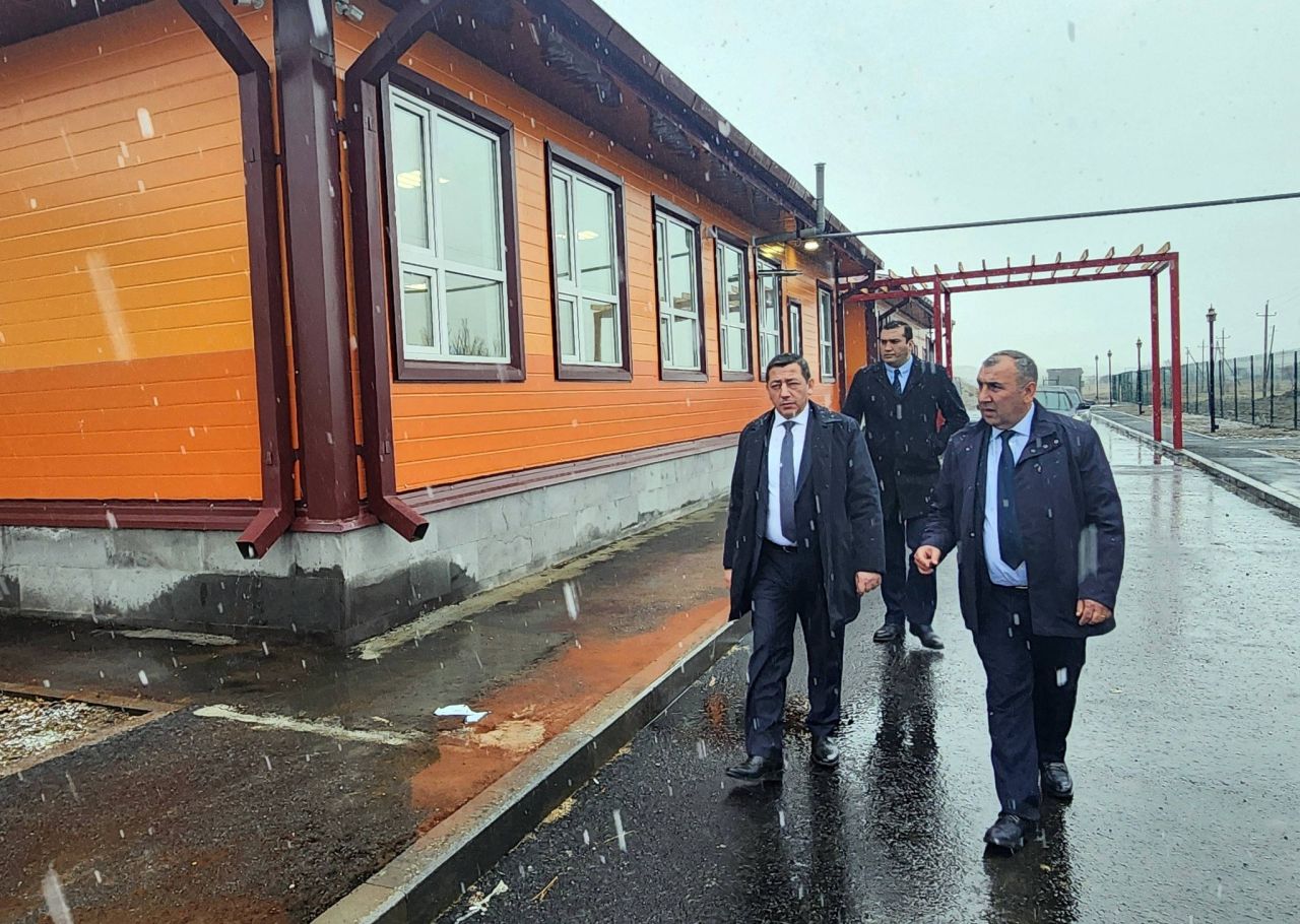 Շրջայց Սպիտակի մանկապարտեզի շինարարական հրապարակում
