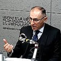 Եթե կարողանայի գուշակել, միլիարդատեր կլինեի. Վարդան Արամյանը` ռուբլու փոխարժեքի մասին