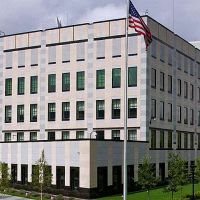Հայտնեք բացառապես ճշմարտությունը. ԱՄՆ դեսպանությունը՝ երկիր մուտքի հնարավորությունից զրկվելու մասին