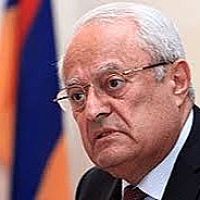 Բռնագանձման պահանջ Երվանդ Զախարյանից