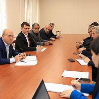 Արմավիրի մարզպետի աշխատակազմում ՀՀ էկոնոմիկայի նախարարության աշխատակիցները խորհրդակցություն են անցկացրել