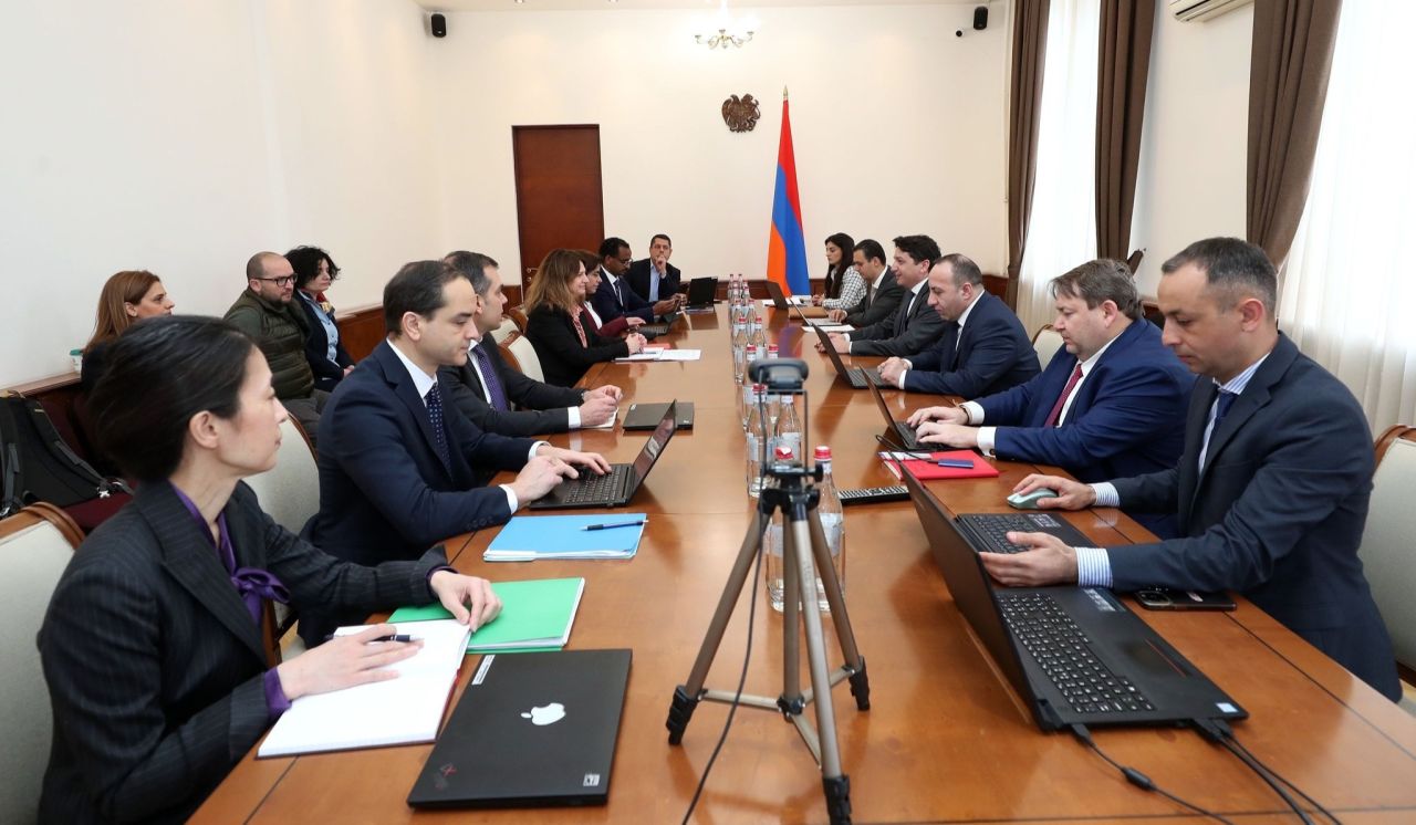 Վ․ Հովհաննիսյանը հանդիպել է ԱՄՀ հայաստանյան առաքելության ղեկավարի գլխավորած պատվիրակության հետ
