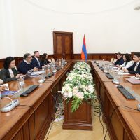 Վ․ Հովհաննիսյանը հանդիպել է ԱԶԲ-ի  և Զարգացման ֆրանսիական գործակալության  ներկայացուցիչների հետ