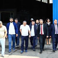 ՀՀ էկոնոմիկայի նախարարն այցելել է «Էդմետ» ընկերություն՝ գործունեությանն ու առաջիկա ծրագրերին ծանոթանալու նպատակով