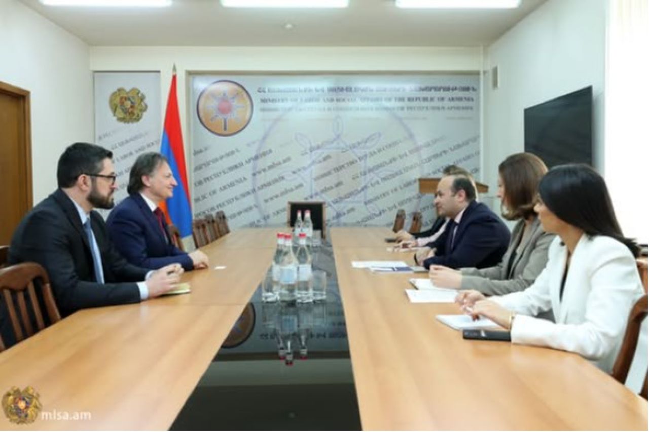 ԱՍՀ նախարար Ն․ Մկրտչյանն այսօր ընդունել է Հայաստանում Իտալիայի նորանշանակ արտակարգ և լիազոր դեսպան Ալեսսանդրո Ֆերրանտիին