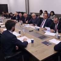 Քննարկվել են համայնքային հողերի կադաստրային գնահատման կարգի, վաճառքների կասեցման, գների սահմանման հարցեր