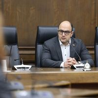 Խորհրդարանական ճեպազրույցներ․«Պատիվ ունեմ» խմբակցություն